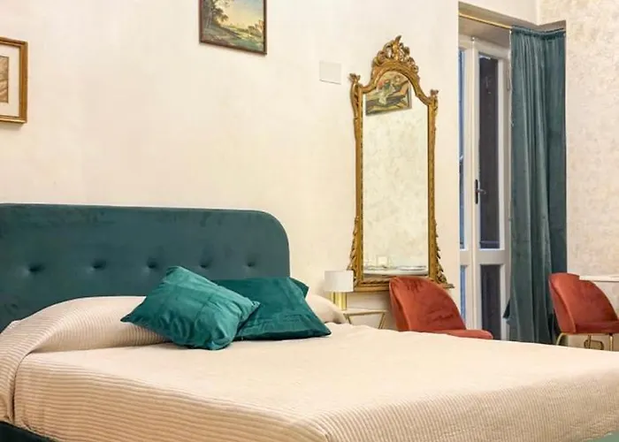 Pantheon Luxury Noble Apartment *